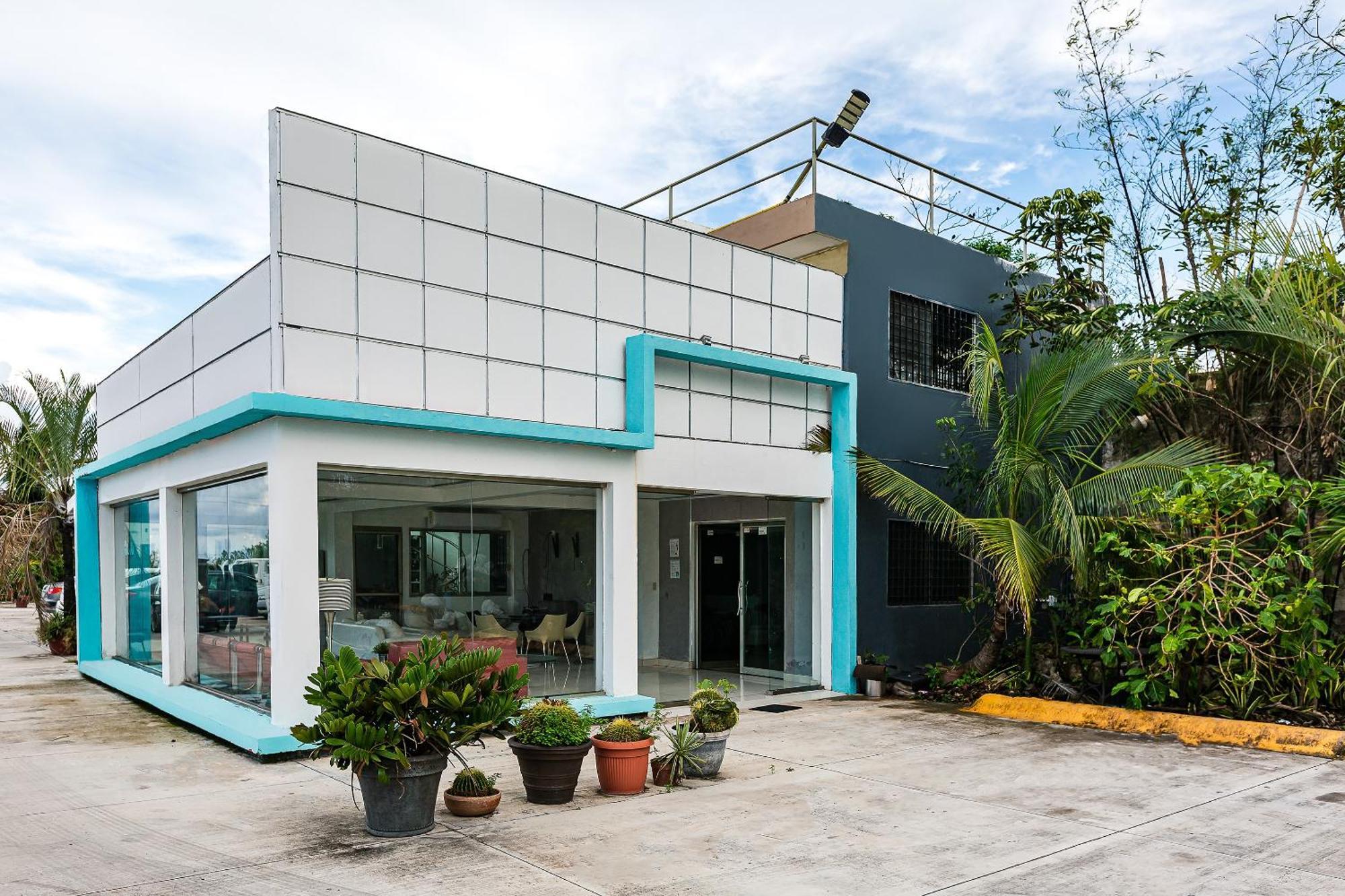 Capital O Cancun International Airport 24 7 Kültér fotó